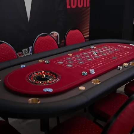 Apartamento Capsule Vegas - Poker - Balneo - Sauna