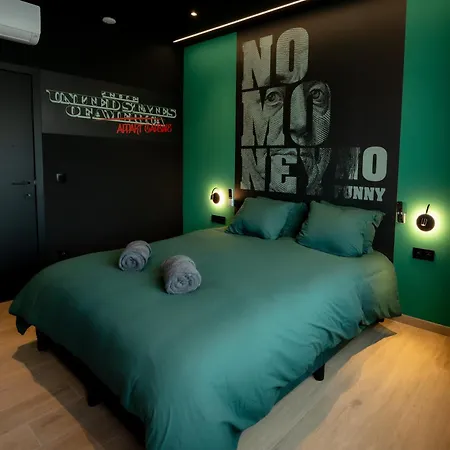 Capsule Vegas - Poker - Balneo - Sauna Apartamento *