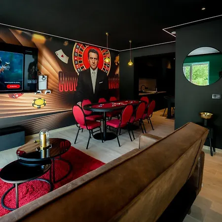 Capsule Vegas - Poker - Balneo - Sauna * Limelette