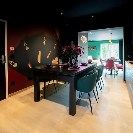 Capsule Vegas - Poker - Balneo - Sauna Limelette