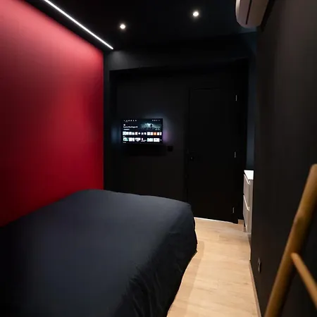 Apartamento Capsule Vegas - Poker - Balneo - Sauna *