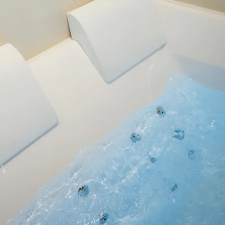 Capsule Vegas - Poker - Balneo - Sauna Apartamento Limelette