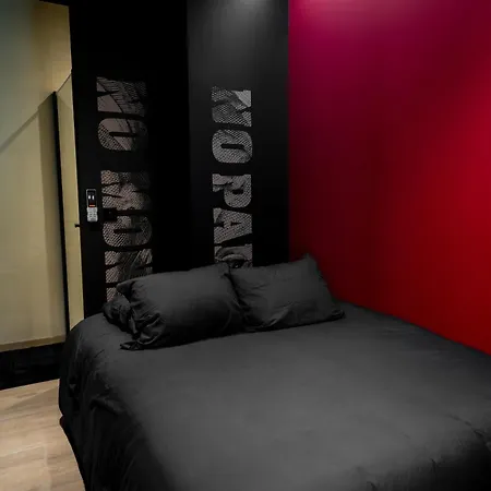 Capsule Vegas - Poker - Balneo - Sauna Limelette