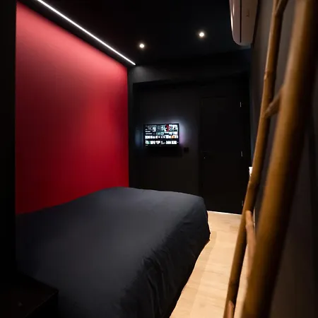 Capsule Vegas - Poker - Balneo - Sauna