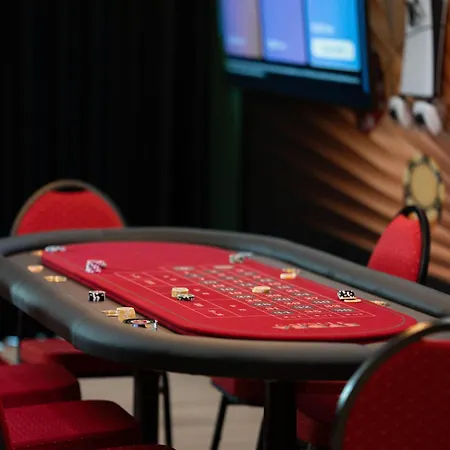 Apartamento Capsule Vegas - Poker - Balneo - Sauna *